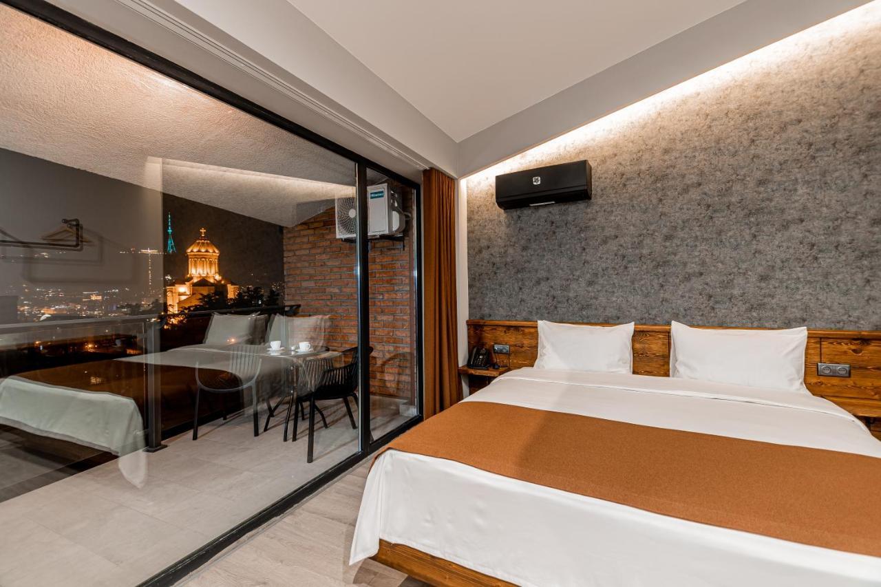 Ivy Hotel Tbilisi Buitenkant foto