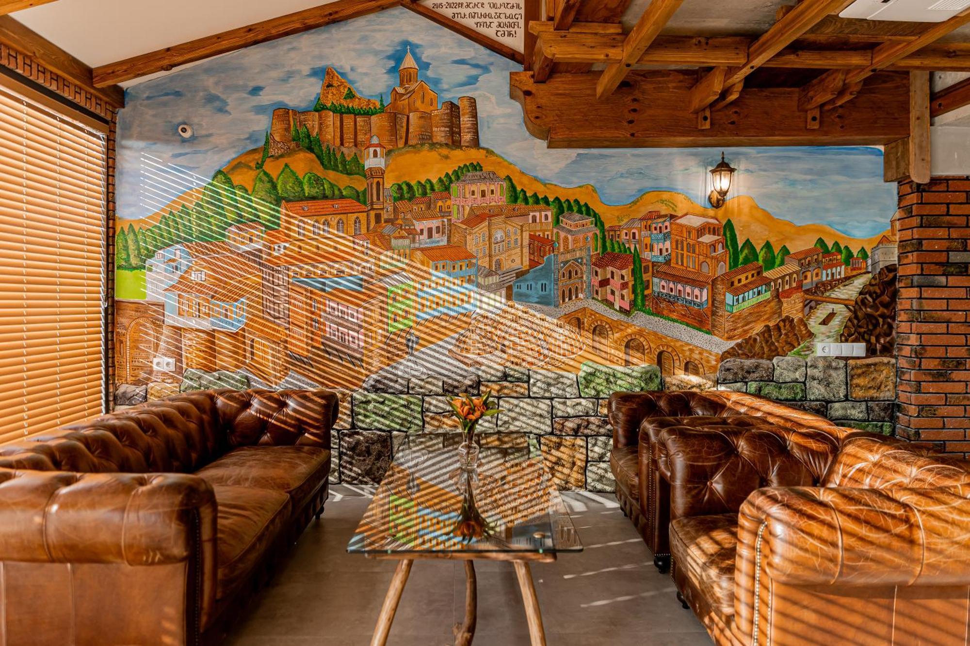 Ivy Hotel Tbilisi Buitenkant foto